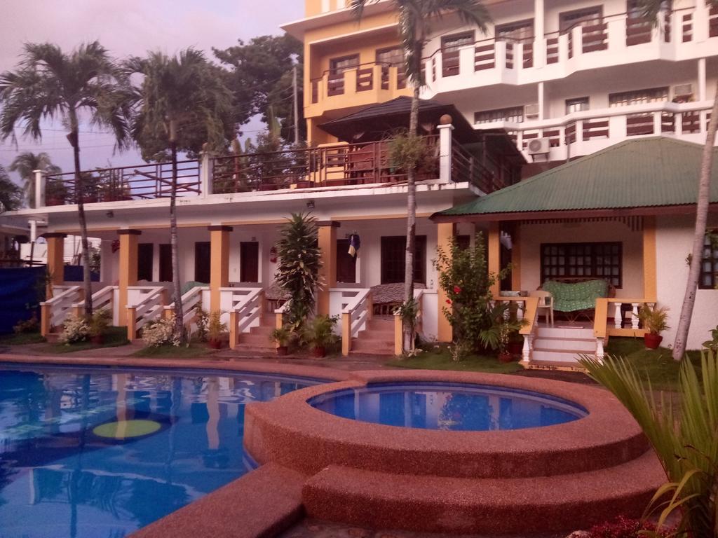 Seashore Beach Resort Пуэрто-Галера Экстерьер фото